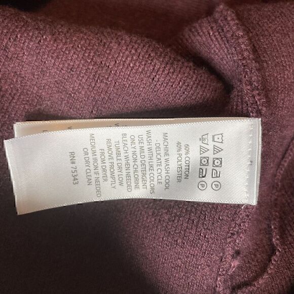 TAHARI Pullover Womens Size Small Shoulder Zip Detail Burgundy, Aubergine - Picture 8 of 8